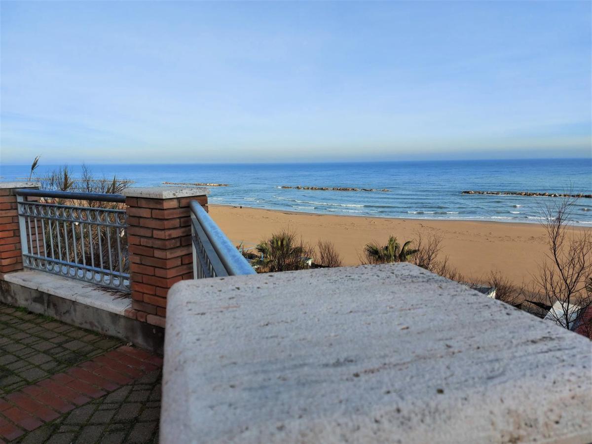 I Tre Marchi Rooms Camera Sabbia Termoli Buitenkant foto